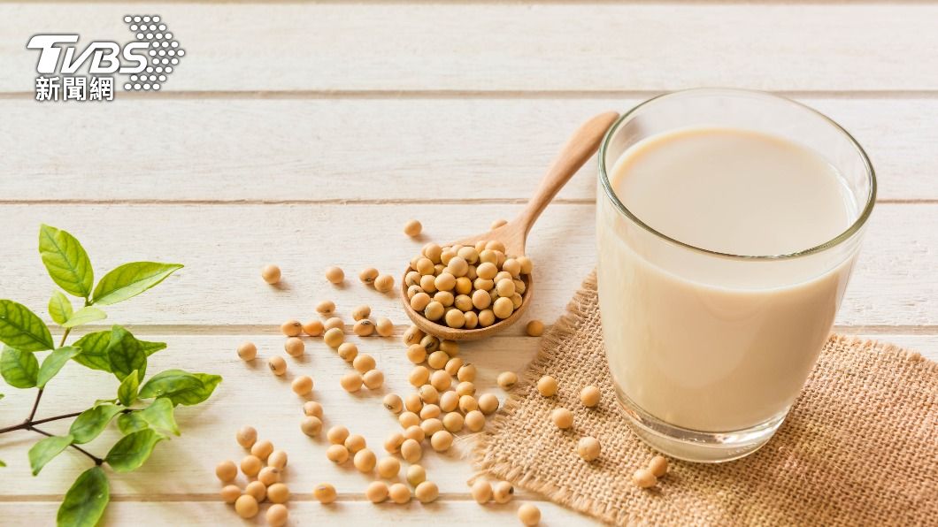 豆漿可防癌、減肥！專家揭「5類人」不宜飲用：恐加重脂肪肝