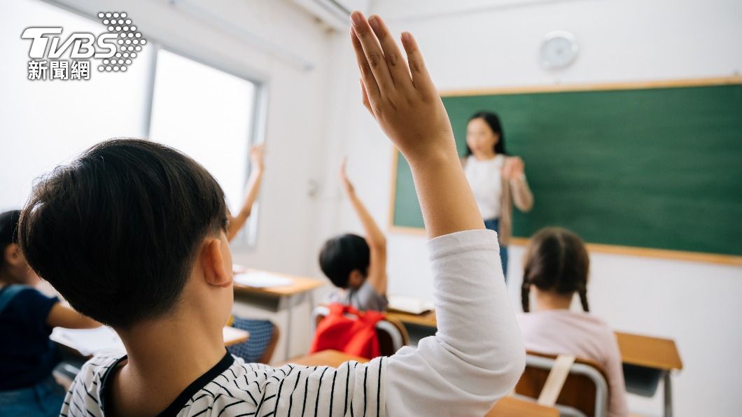 孩子即將開學,開銷加重。(示意圖/shutterstock達志影像)