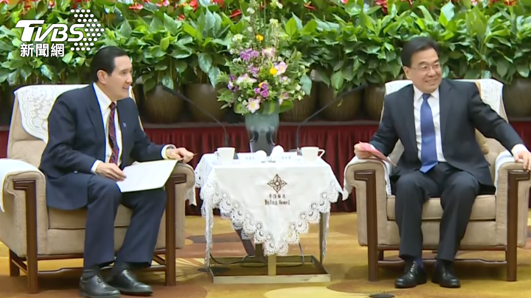 前總統馬英九會面江蘇省書記信長星。(圖/TVBS)