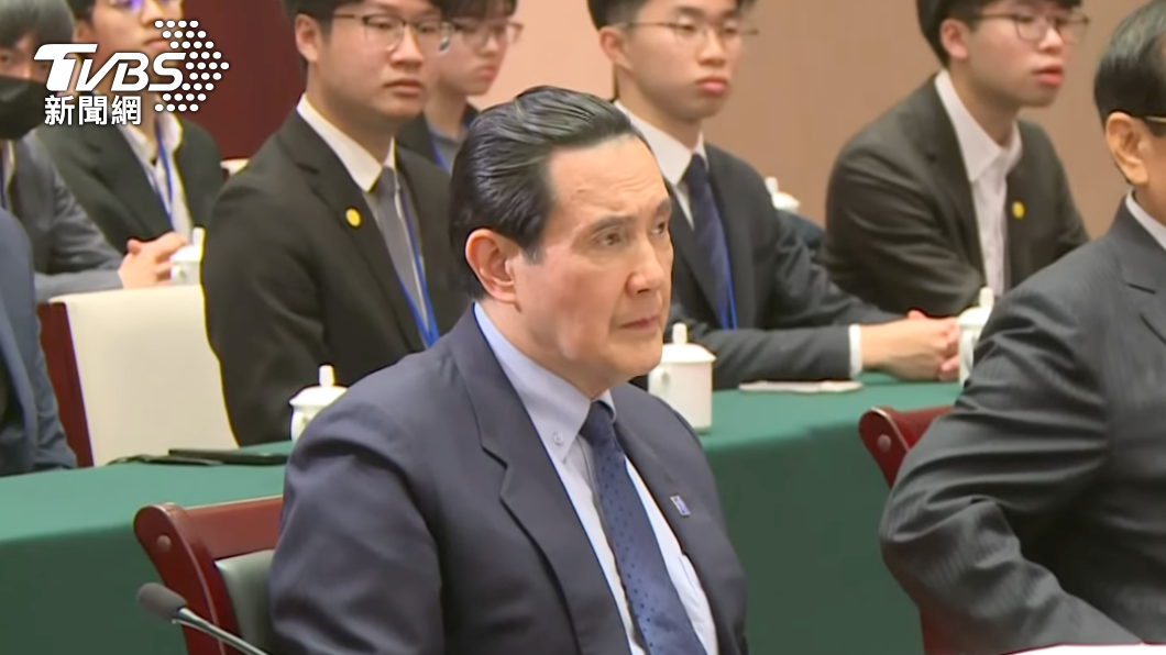 馬英九抵達訪湖北省與省委書記王蒙徽座談。(圖/TVBS)
