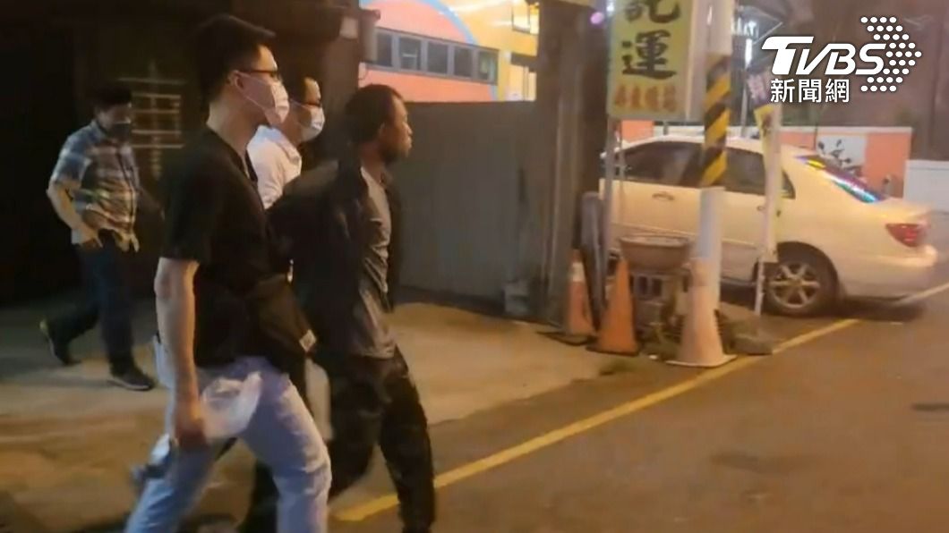 受刑人涂俊煒落網畫面曝!偷車脫逃50小時 屏東車站前遭逮