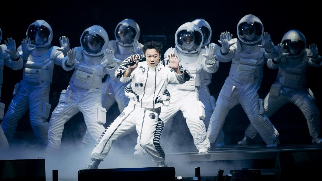 陳奕迅演唱會票剛掃光!黃牛票秒開賣 搖滾區「1張5萬5」