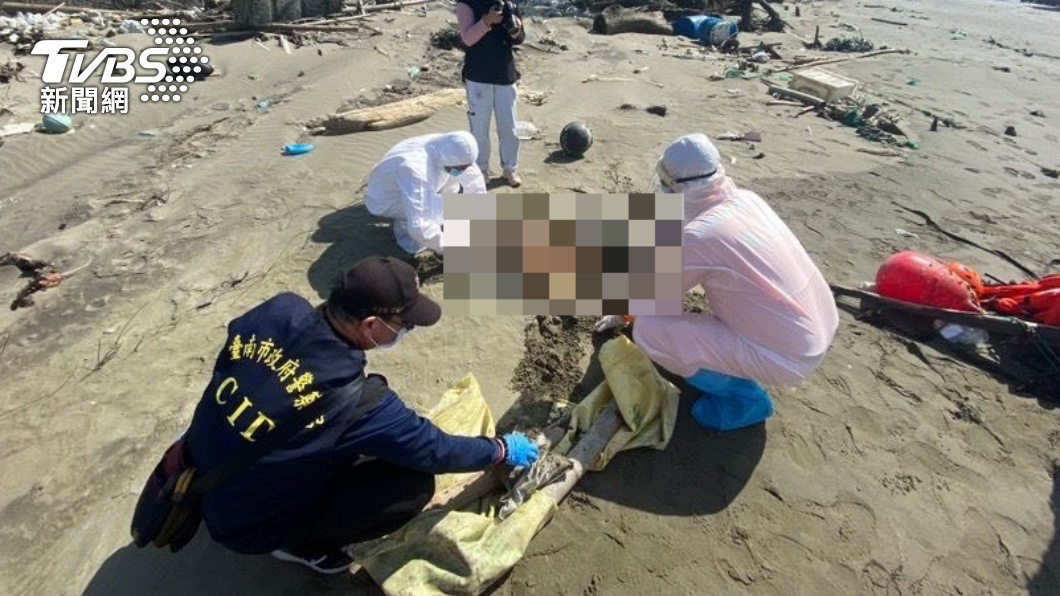 台灣西部沿海自2月底開始陸續出現海上浮屍，引發社會震驚，（圖／TVBS資料畫面）