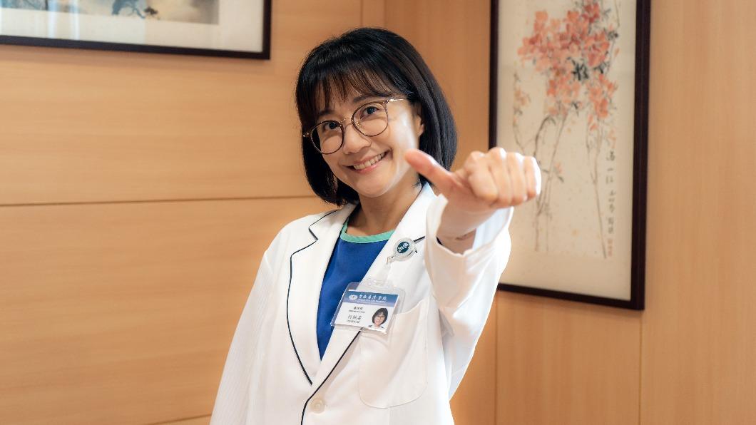 父疫情期間病逝！女星急赴醫院「趕見最後一面」吐悲痛心聲