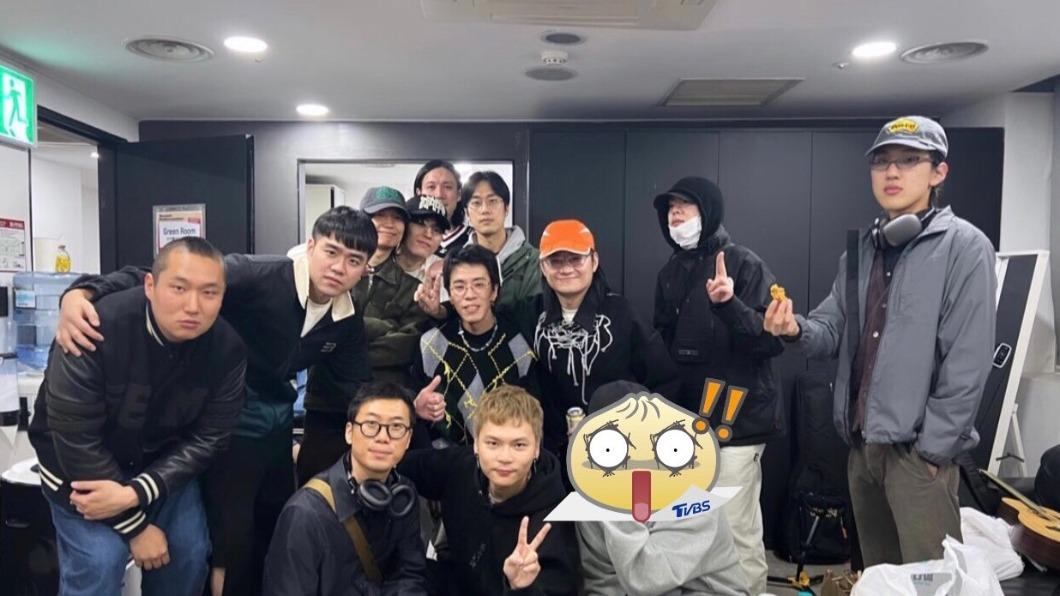 台灣驕傲! 落日飛車首爾開唱 後台驚見「BTS隊長」興奮合影
