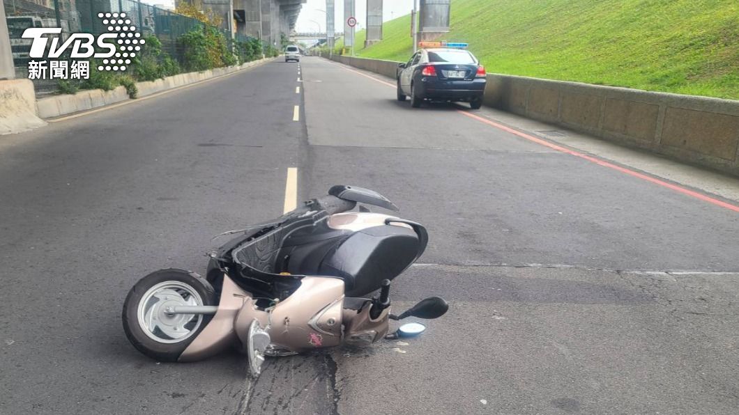 8旬嬤穿越「沒斑馬線」道路遭撞飛亡!家屬質疑:設計該檢討
