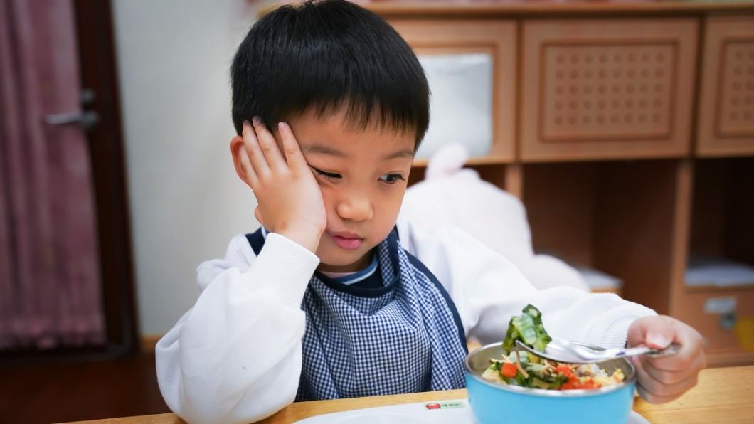 3歲弟僅12公斤!醫曝「食物恐新症」侵童 嚴重恐阻腦發育