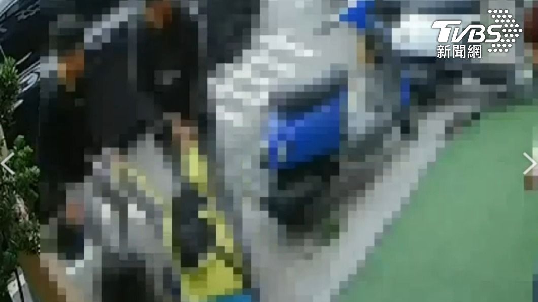 欠4萬避不見面！債主怒撂7友當街砍人　1小時內全落網