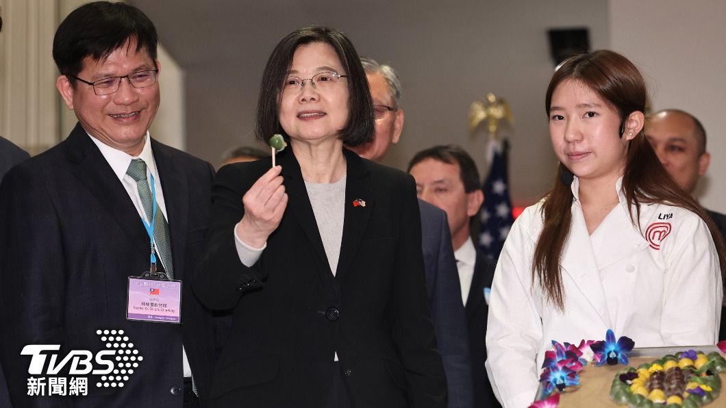 蔡英文狂讚小廚神朱如茵　「涼圓＝良緣」挺台灣