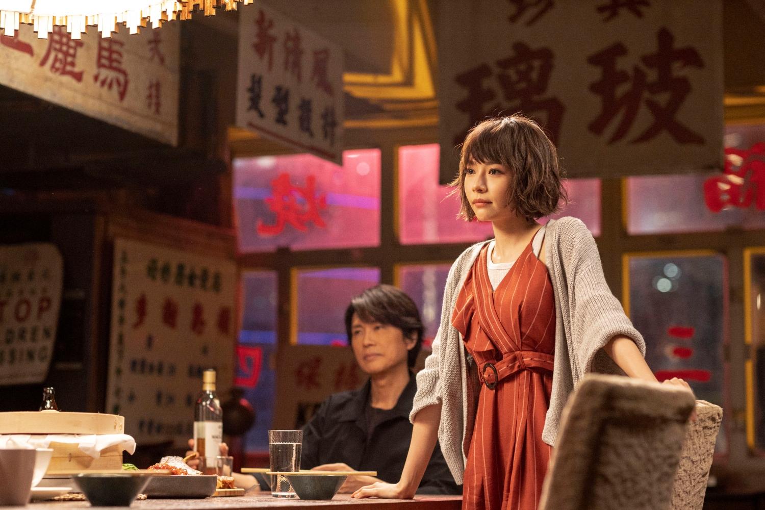 《飯戲攻心》由古天樂投資支持,是史上最高票房的港產喜劇。(圖/Disney+提供)