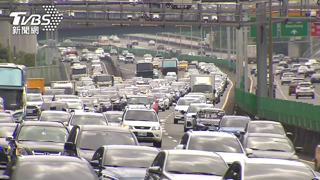 端午連假到！國道交通量「平日1.4倍」　疏導措施看這