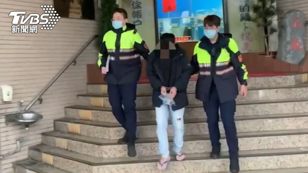 警方將人逮捕移送。（圖／TVBS）