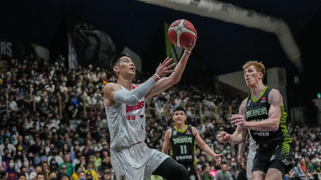 PLG/林書豪又破紀錄!單場16助攻 鋼鐵人收二連勝