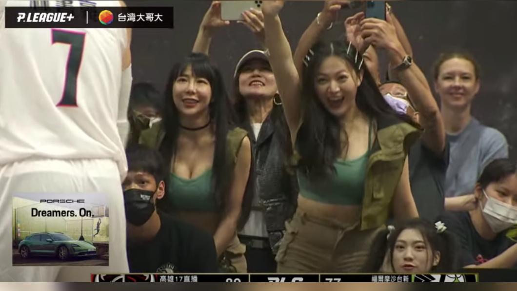 夢想家啦啦隊罰球干擾。（圖／翻攝PLG Youtube）