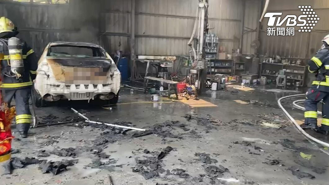 快訊/高雄汽車保養廠火災!設備車輛全毀 師傅燙傷拒送醫