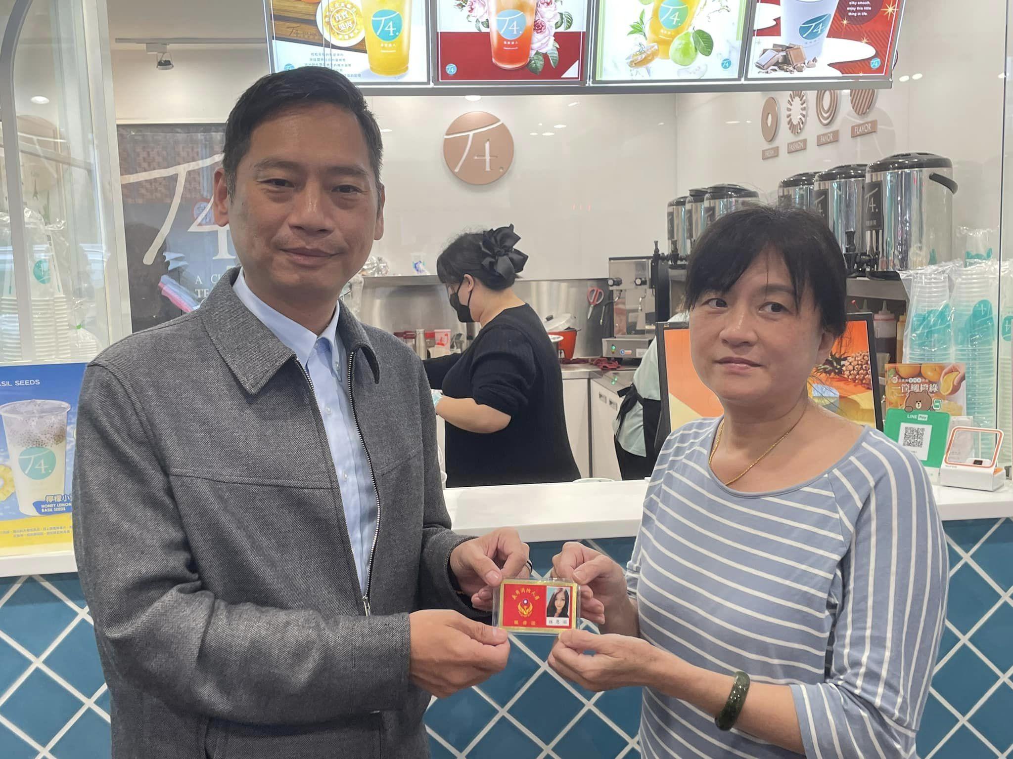 林恩羽生前自掏腰包上課並考取證照,卻不幸因意外離世。(圖/翻攝自宜蘭縣議長張勝德臉書)