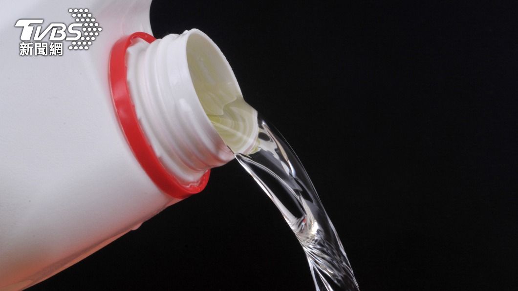 漂白水、鹽酸混用產生有毒氣體,吸入嚴重恐致命。(示意圖/Shutterstock達志影像)
