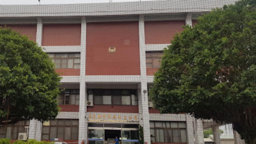 嘉義驚傳老農陳屍果園吊籠 頸部遭刺「深可見骨長蛆」