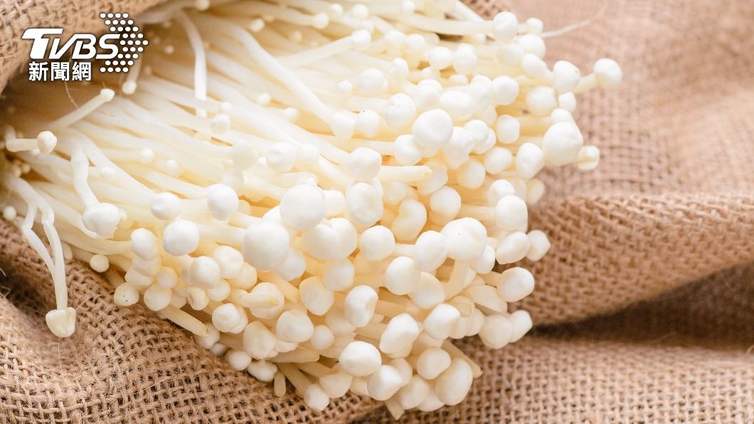 真的明天見!「拉出金針菇」原因曝 醫籲5注意症狀:要小心