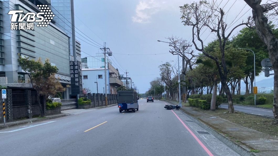新北樹林連兩起機車自摔!女騎士頭部重創身亡 男昏迷搶救中