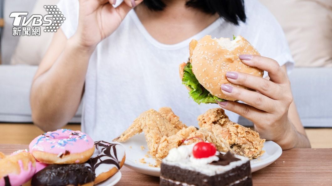 糖分高、鹽分高的食物也應少攝取。(示意圖/shutterstock達志影像)