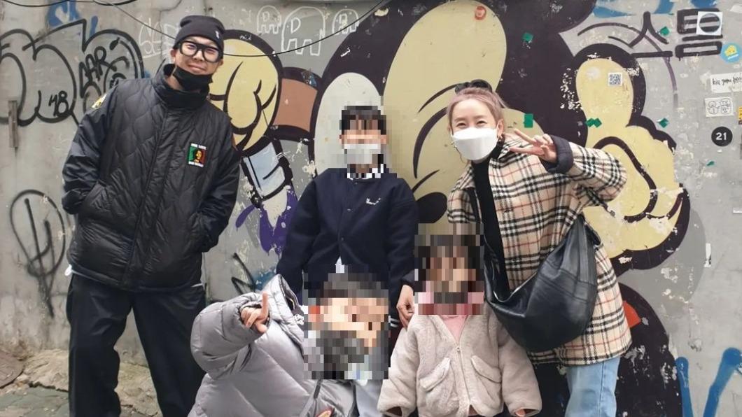 哈哈一家五口生活相當幸福美滿。(圖/翻攝自sweetstar0001 IG)