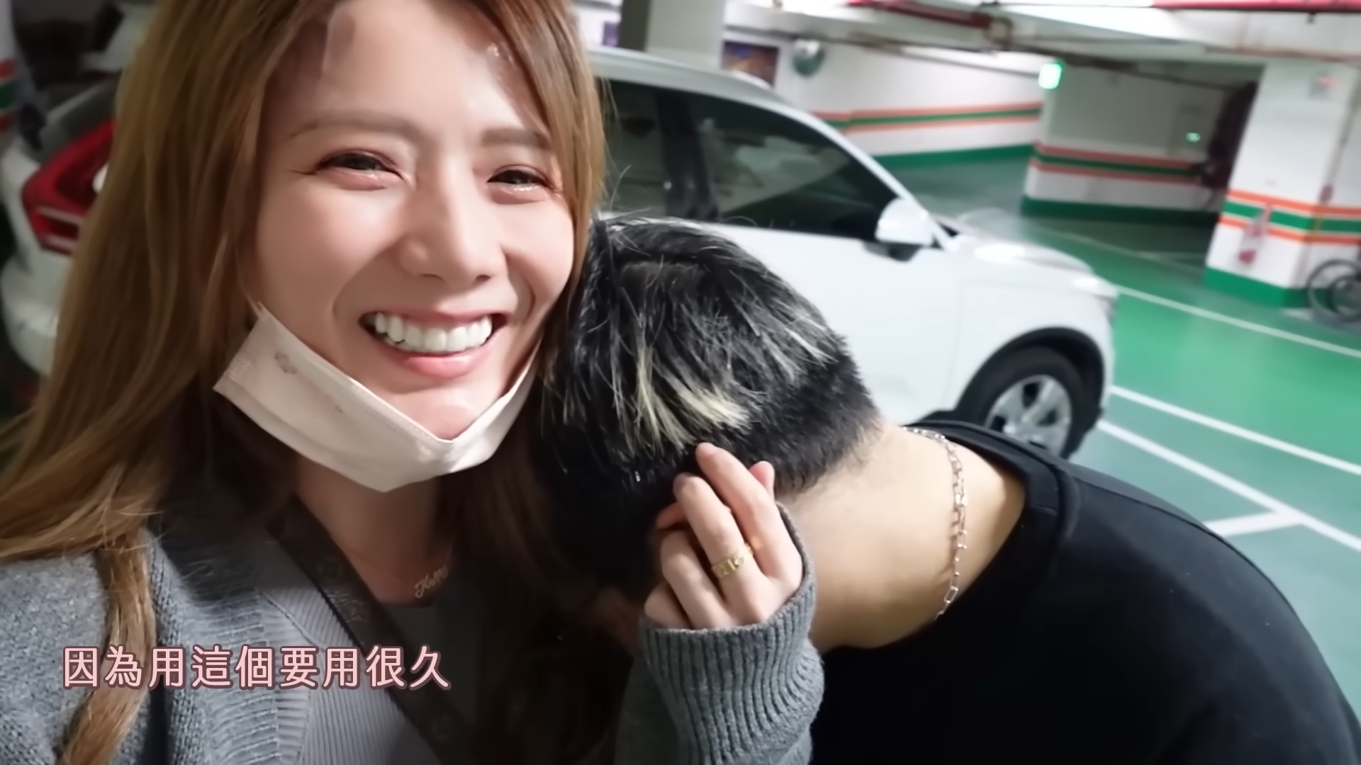6tan感動的說不出話來。(圖/翻攝自解婕翎YouTube)