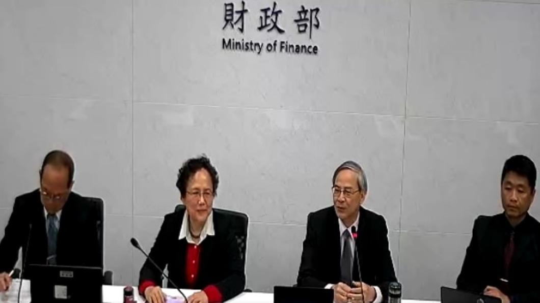 財政部今（7）日舉辦ATM領現記者會。（圖／財政部）