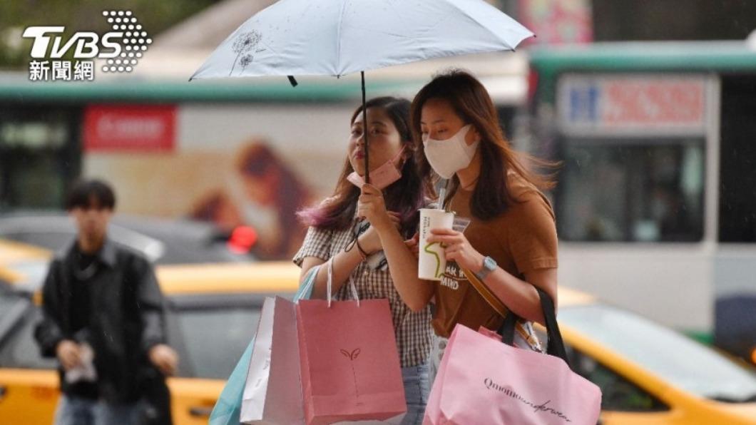四月中下旬可能有鋒面或雲雨帶。（圖／TVBS）