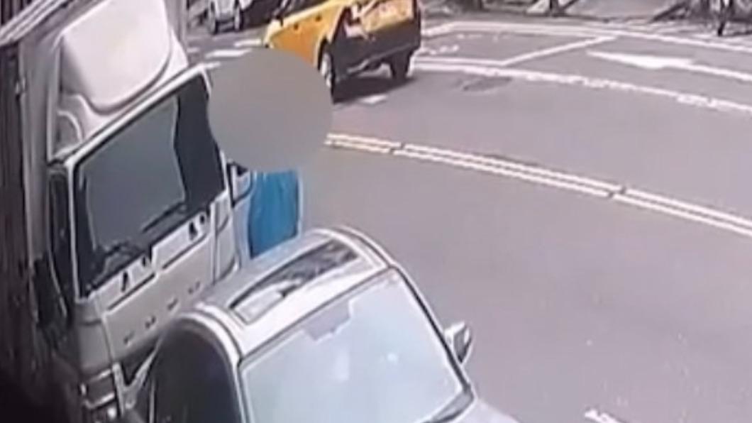 10秒就得手! 慣竊專挑未熄火沒鎖車門行竊