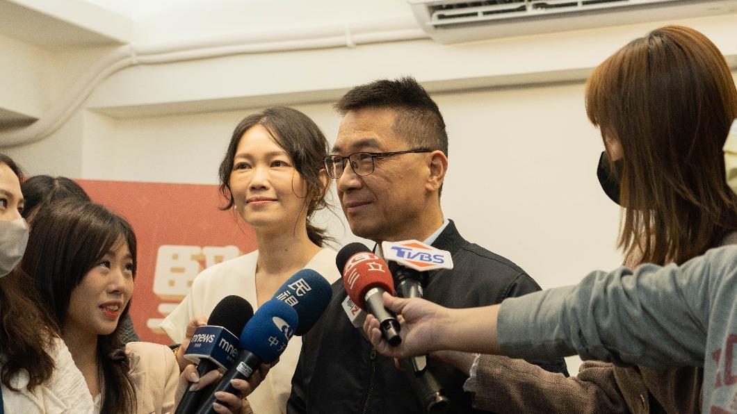 台灣基進內湖、南港區立委參選人吳欣岱、內政部前部長徐國勇。(圖/台灣基進提供)