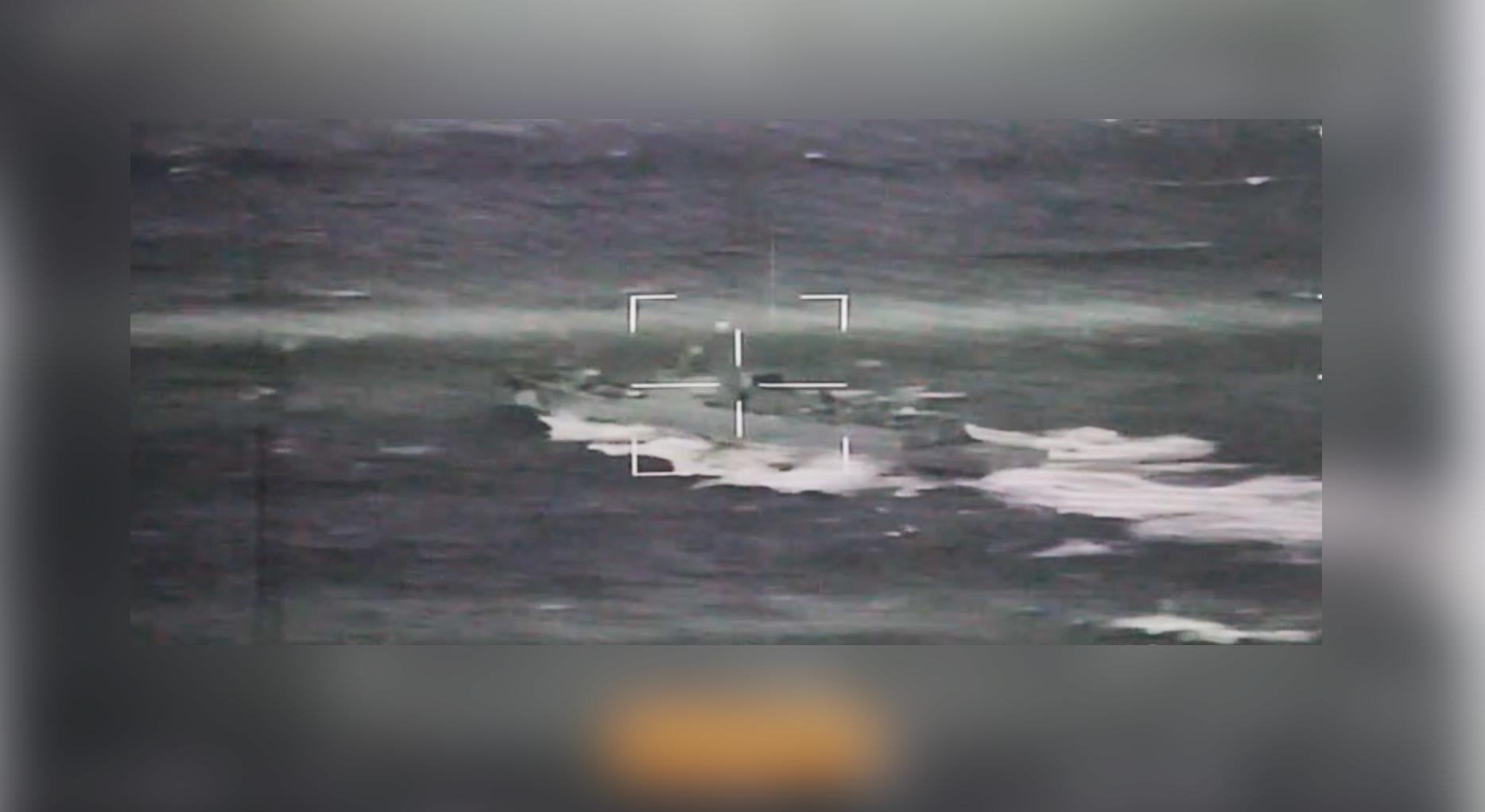 我海軍空中兵力監控共軍蘇州艦。(圖/國防部提供)