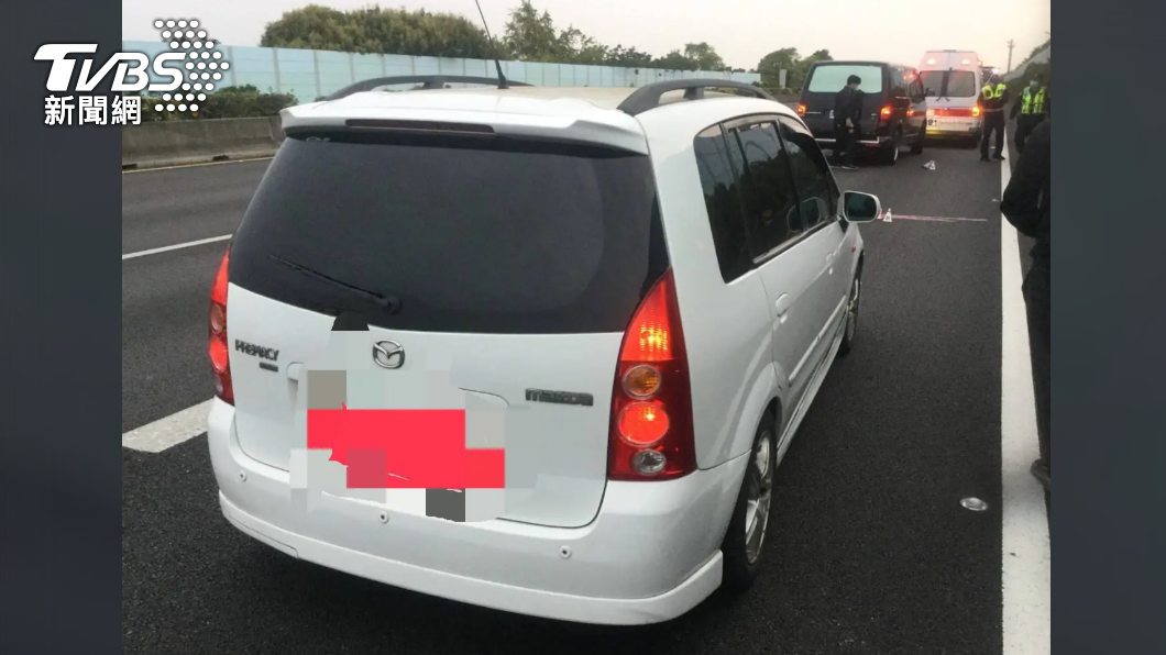國道死亡事故!男站輔助車道檢查愛車 下秒遭撞飛爆頭慘死