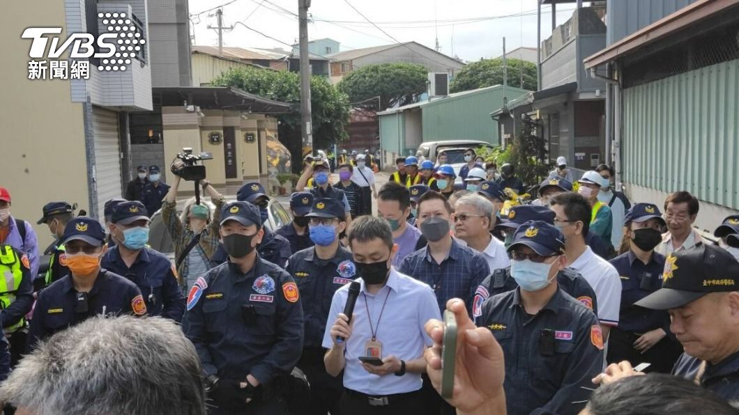 太平警分局全程戒備。（圖／TVBS）