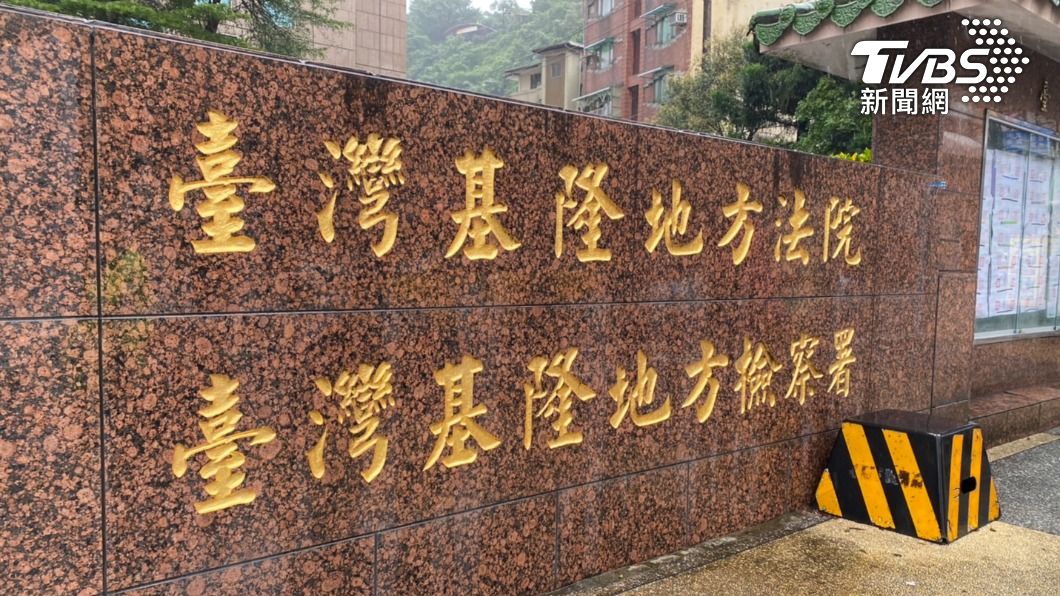 酒醉男大鬧派出所　員警氣憤毆打遭判拘役３０天