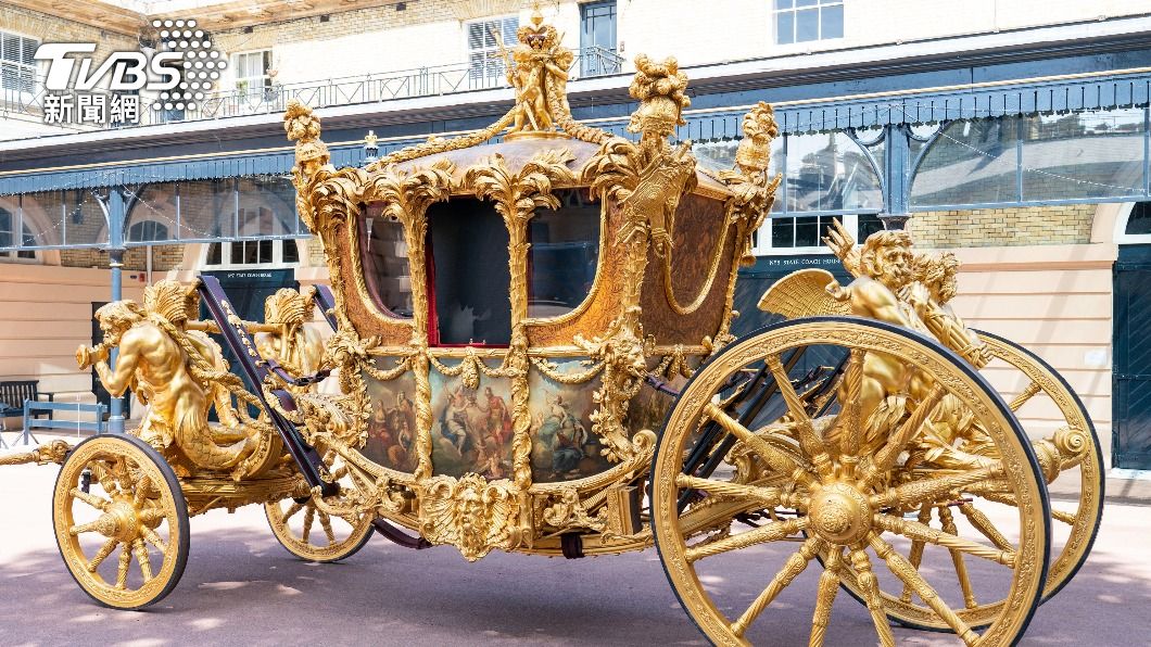 英王加冕大典!2百年歷史鍍金馬車成焦點 遊行大幅縮水