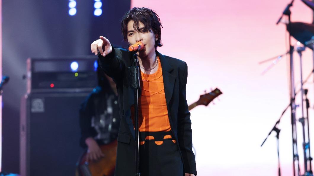 蕭敬騰前往新加坡表演。（圖／華納音樂提供）