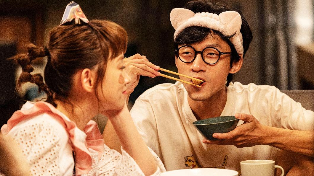 陳湛文在《飯戲攻心》中演活三兄弟中的廢青老三。(圖//Disney+提供)