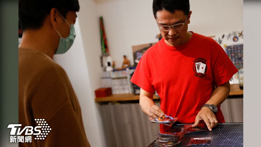 徐福佑表示,他已經追加訂購了臂章,來滿足訂單需求。(圖/達志影像路透社)