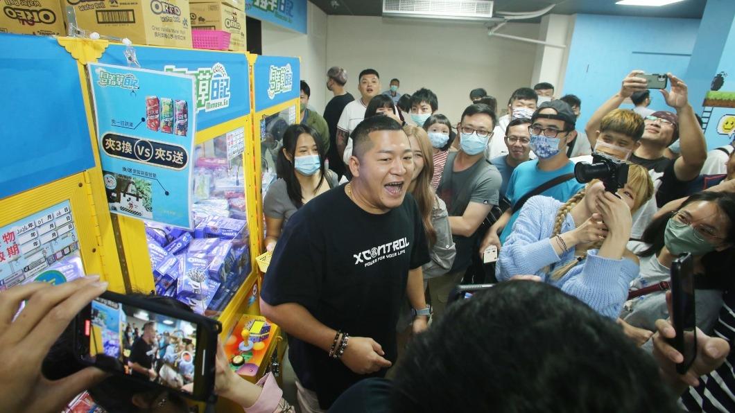 開60家夾娃娃機店全倒!男星「改做親子樂園」驚人營業額曝