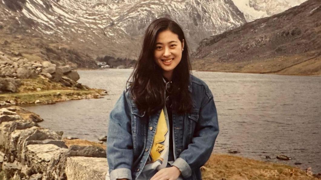 賈永婕近日曬出自己20歲時的照片。(圖/翻攝自賈永婕的跑跳人生臉書)