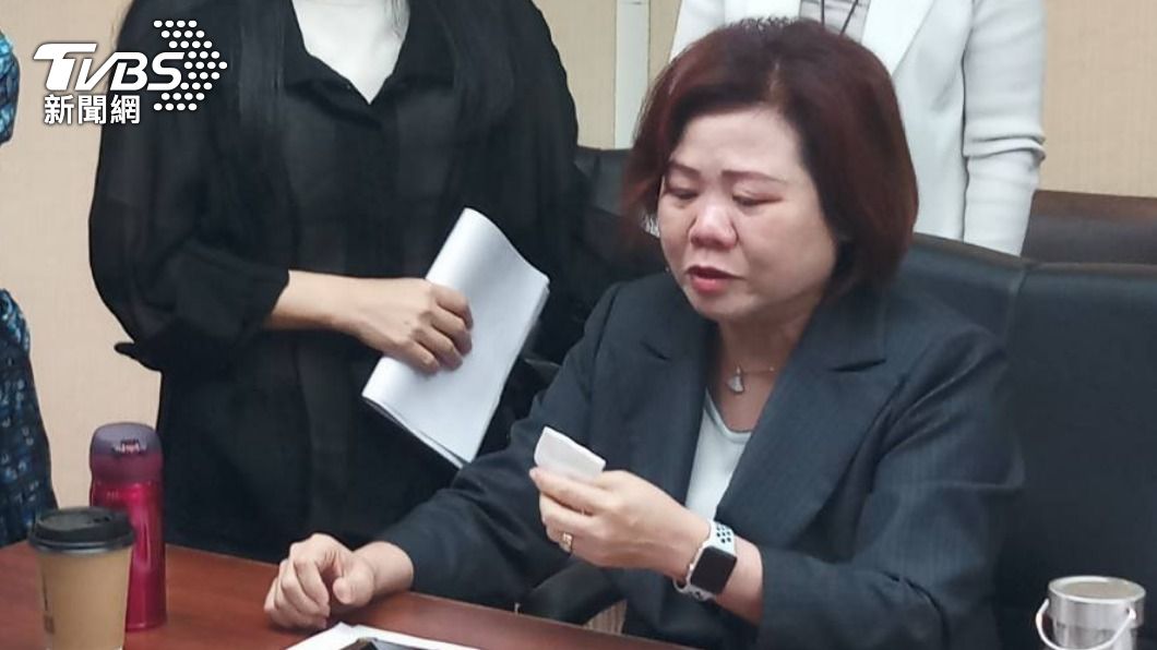 許銘春眼淚白流！3千萬就安基金辦活動惹議　高市府撤案