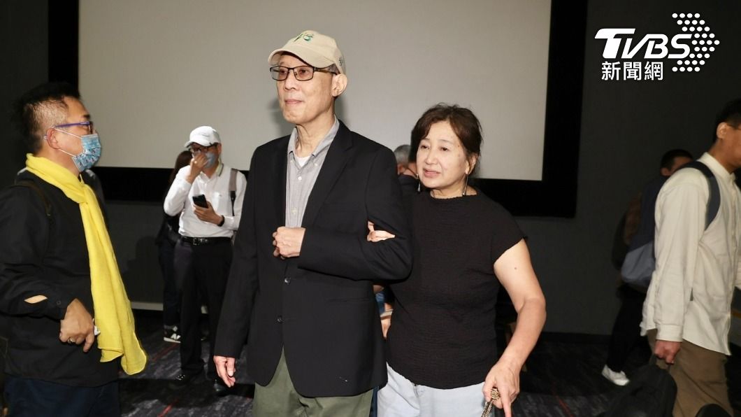 導演萬仁和演員妻子蘇明明連袂出席映後。(圖/黃城碩攝)