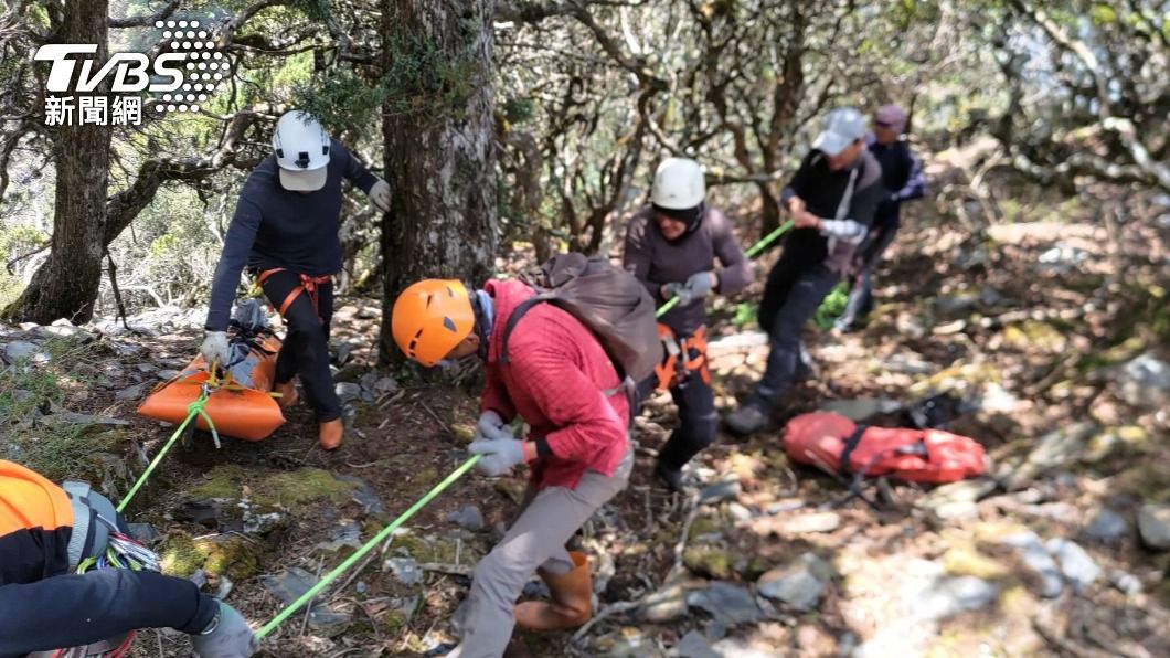找到了!清明連假爬干卓萬山 山友失聯11天墜百米深崖亡