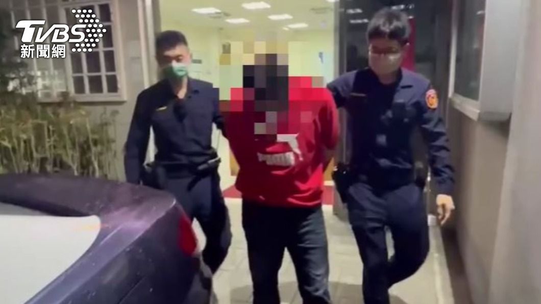 警方事後還查出他身上帶有毒品海洛因。（圖／TVBS）
