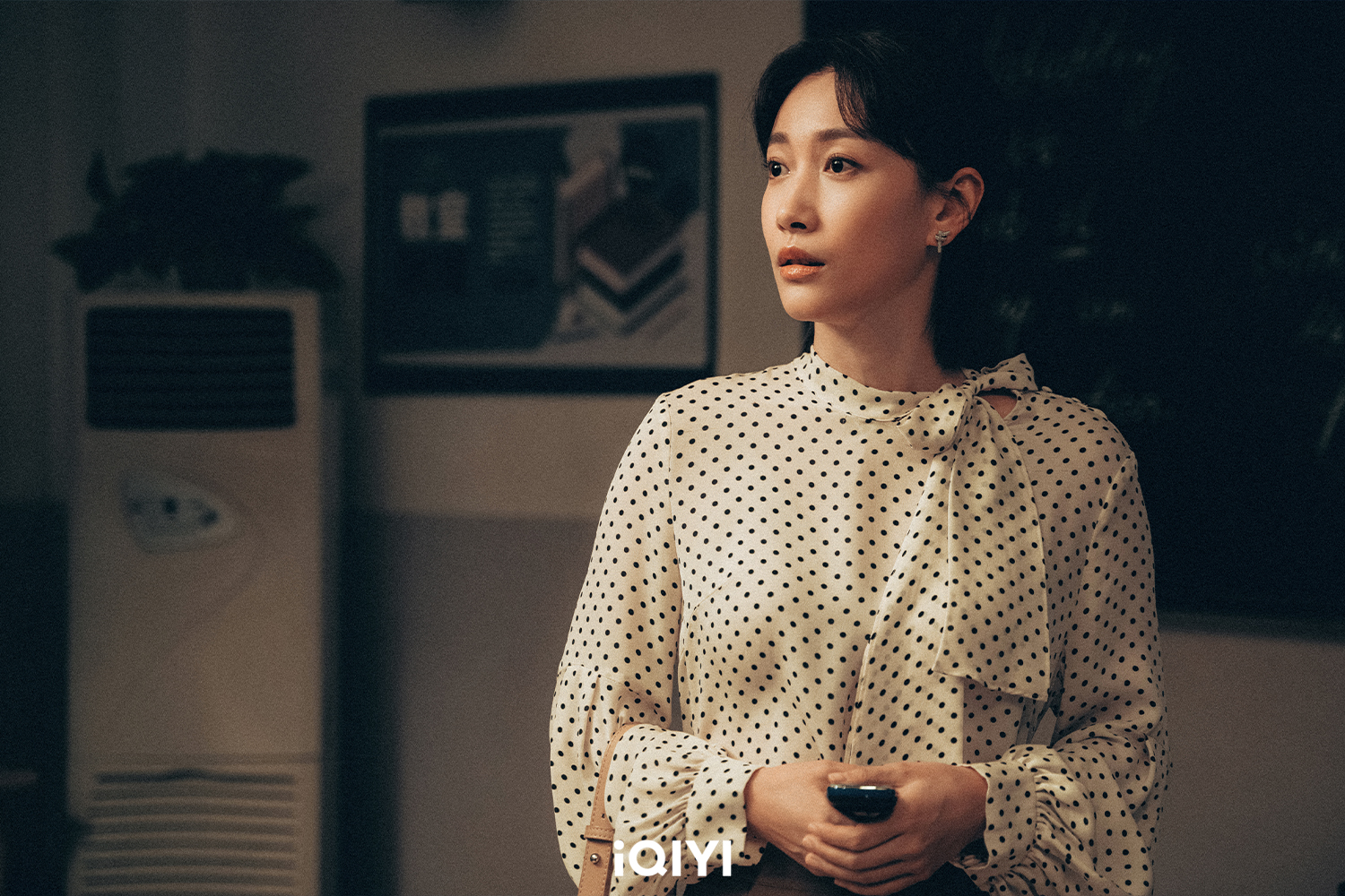 啜妮在劇中飾演陳曉老婆。（圖／愛奇藝國際站提供）