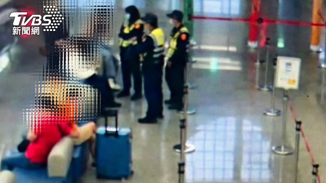 經航警勸阻男子才終於打消念頭退票。(圖/TVBS)