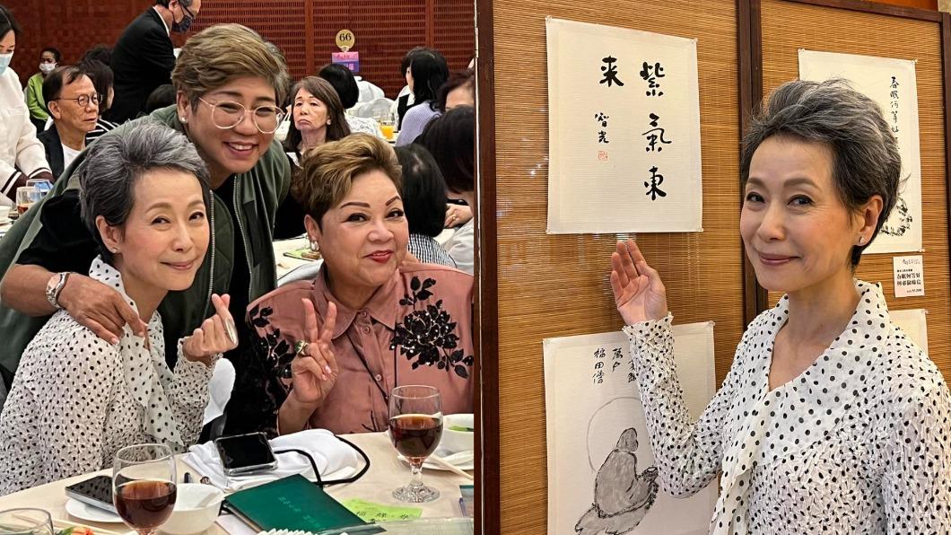 葉童上個月剛過60歲大壽。(圖/翻攝自汪曼玲 《快拍.曼鏡頭》 臉書)