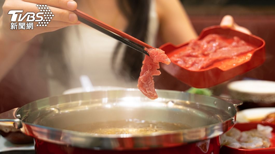 火鍋是許多人喜愛的飲食選項。(示意圖/Shutterstock達志影像)