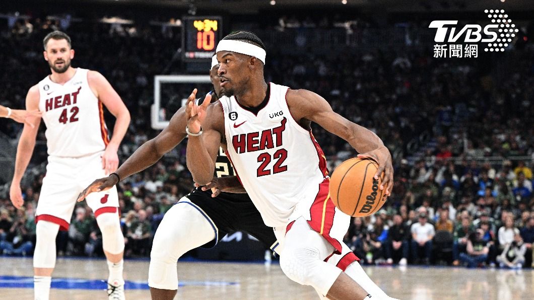 安特托昆博傷退 巴特勒35分率熱火奪NBA季後賽首勝